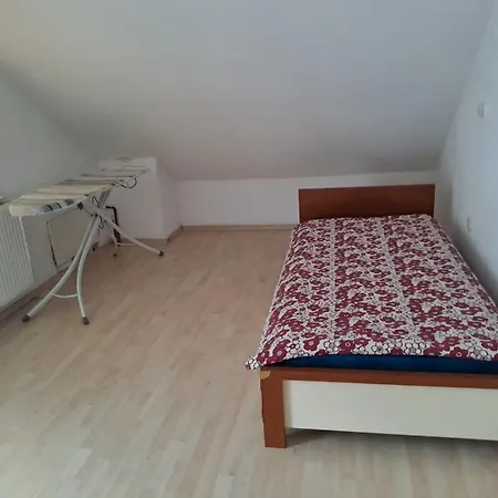 Hajra Ferienhaus *